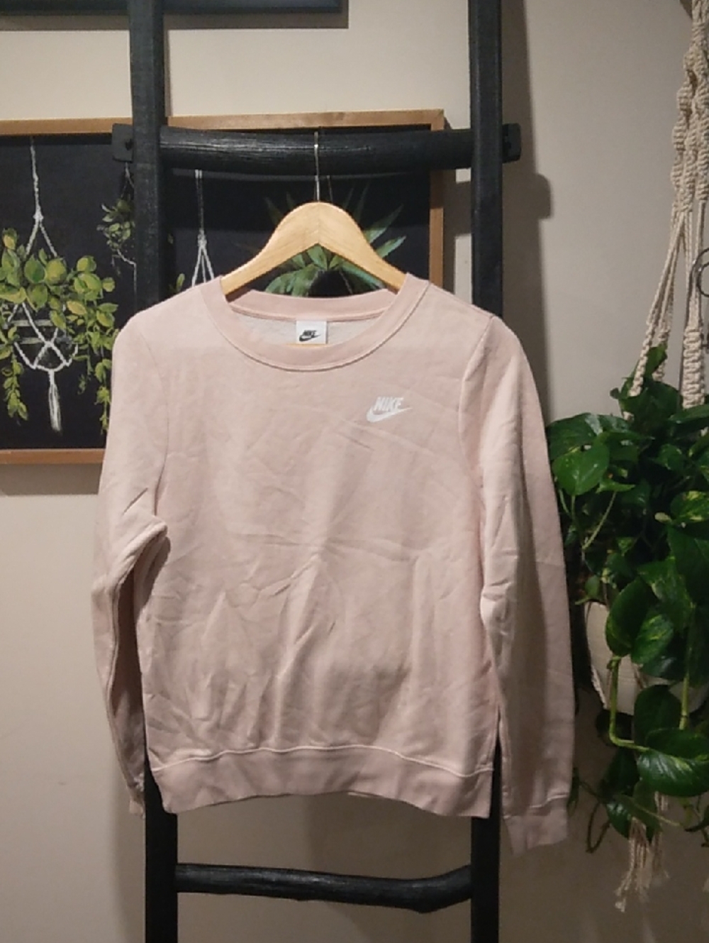 Women's Nike Crewneck Sweatshirt
